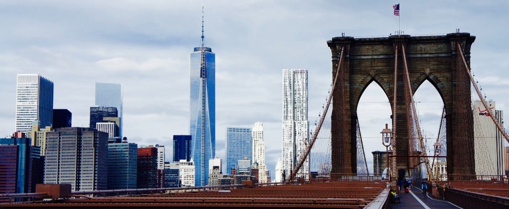 Tourist Traps and Chain Restaurants